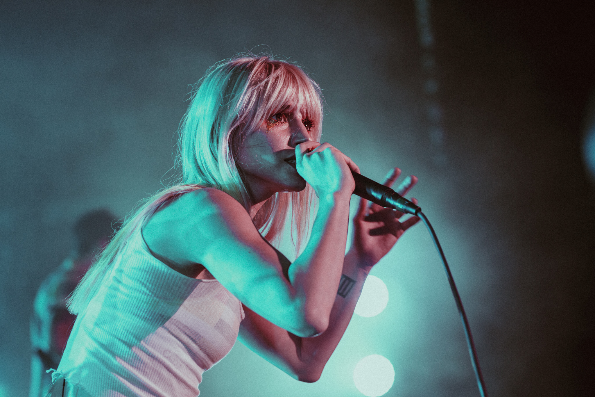 Live Review: Paramore Continue Their World Domination On ‘After ...